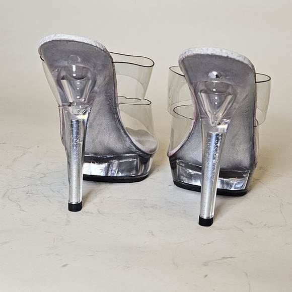Karo Shoes Clear 5" mules. Size 7 - Picture 3 of 5